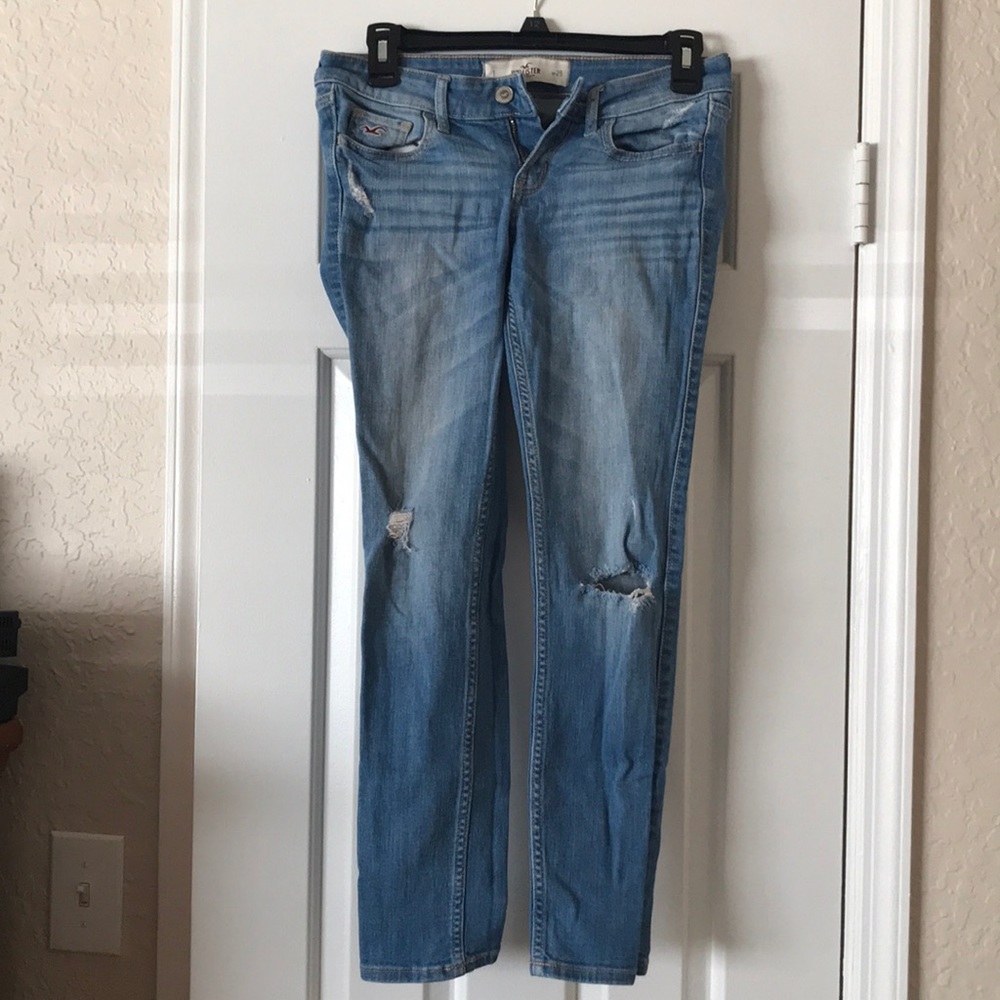 Womens size 1 Hollister jeans